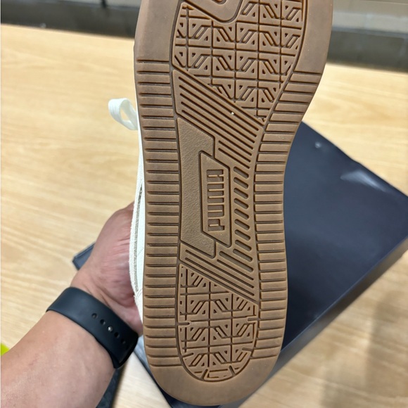 Size 11 Puma - Picture 4 of 4